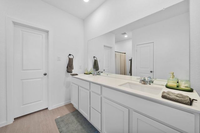 807 Heaven Drive, Beasley, TX 77417