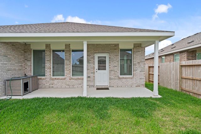 807 Heaven Drive, Beasley, TX 77417