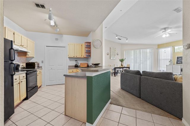 1325 LAKE SHADOW CIRCLE 12307, Maitland, FL 32751