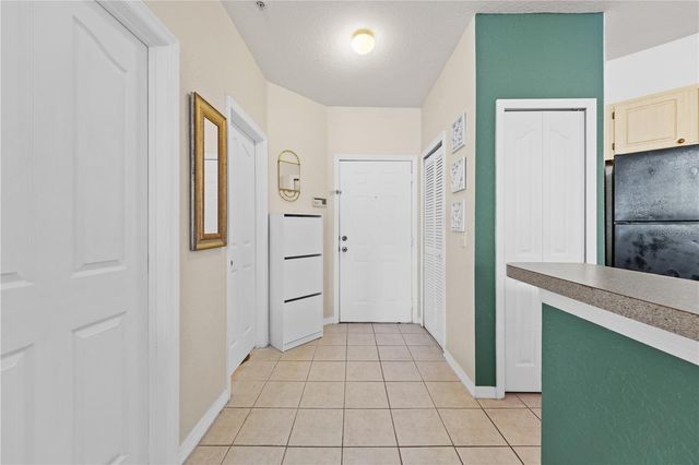 1325 LAKE SHADOW CIRCLE 12307, Maitland, FL 32751