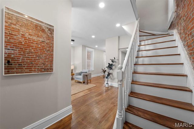 3459 Giles Avenue, St Louis, MO 63116