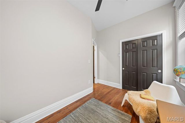 3459 Giles Avenue, St Louis, MO 63116