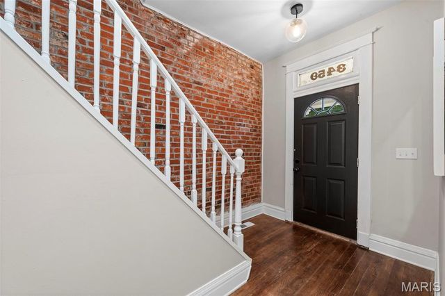 3459 Giles Avenue, St Louis, MO 63116