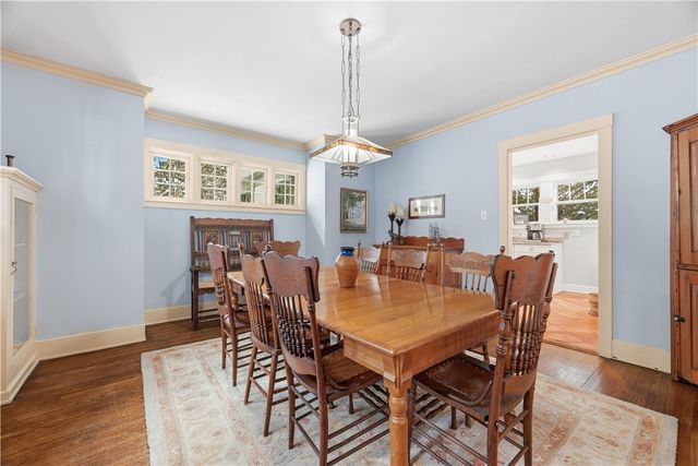 151 W Hutchinson Avenue, Regent Square, PA 15218