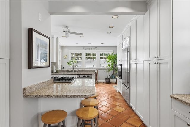 151 W Hutchinson Avenue, Regent Square, PA 15218