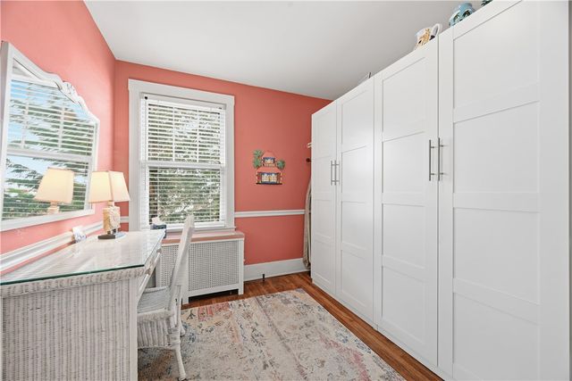 151 W Hutchinson Avenue, Regent Square, PA 15218