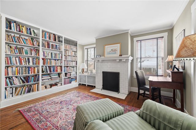 151 W Hutchinson Avenue, Regent Square, PA 15218