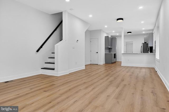 1121 MARKLEY ST, Norristown, PA 19401