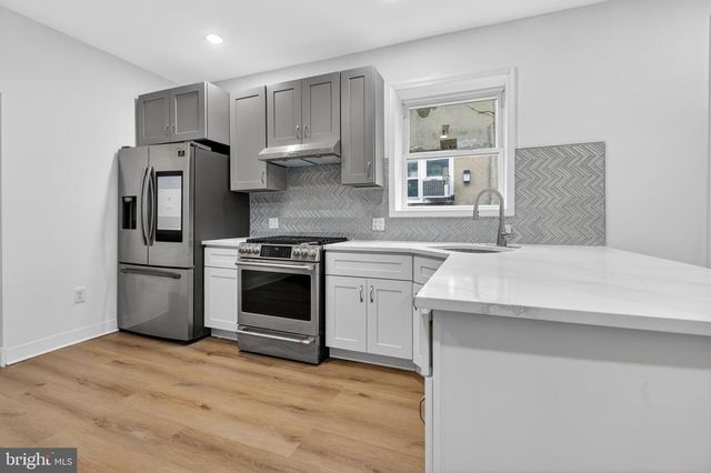 1121 MARKLEY ST, Norristown, PA 19401
