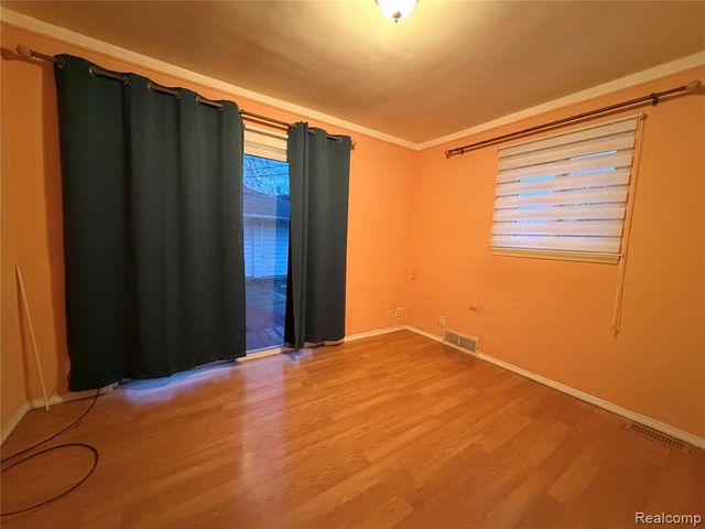 25125 Campbell Avenue, Warren, MI 48089