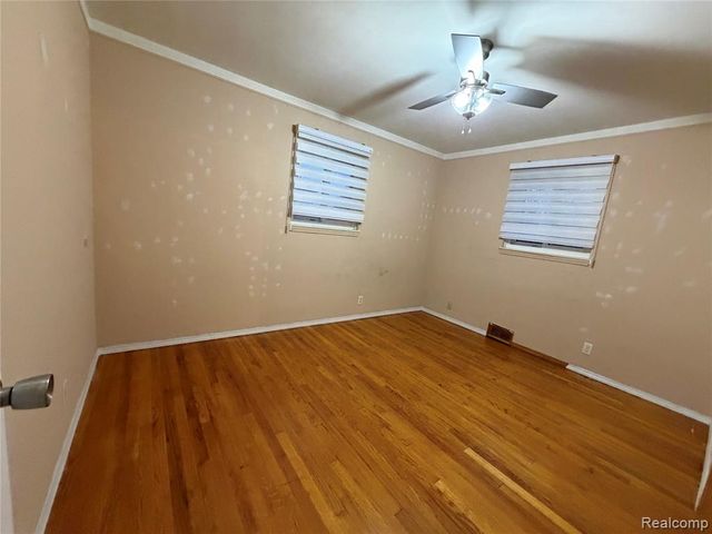 25125 Campbell Avenue, Warren, MI 48089