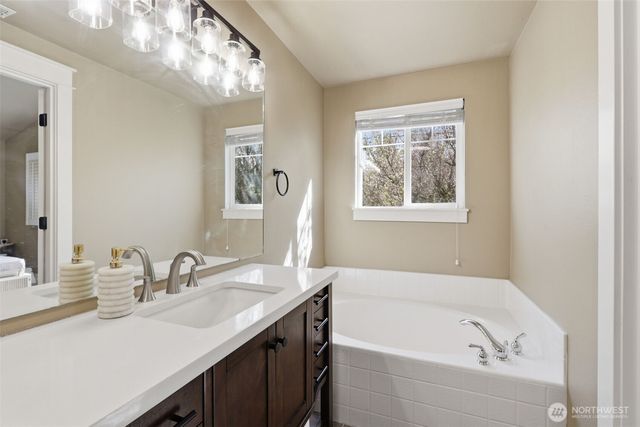 19405 SE 33rd Street, Camas, WA 98607