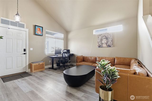 19405 SE 33rd Street, Camas, WA 98607