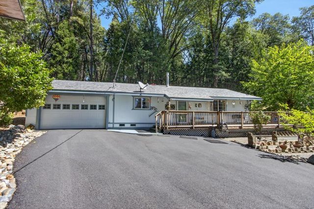 13090 N Day Rd, Grass Valley, CA 95945