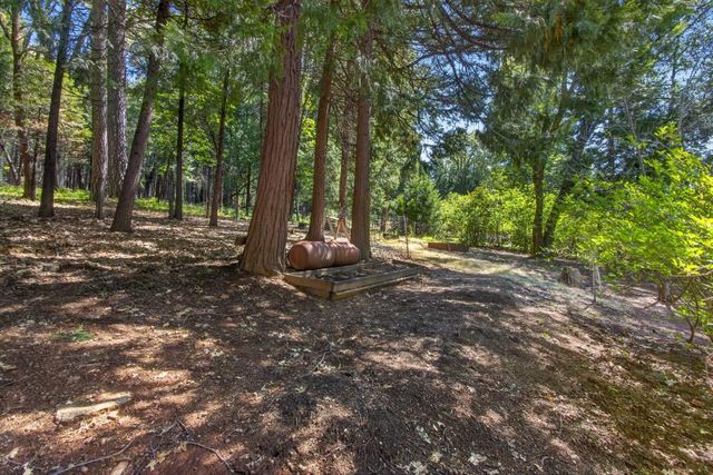 13090 N Day Rd, Grass Valley, CA 95945