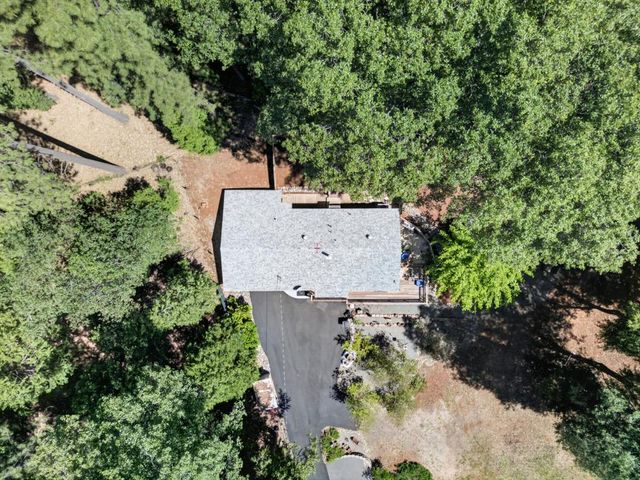 13090 N Day Rd, Grass Valley, CA 95945