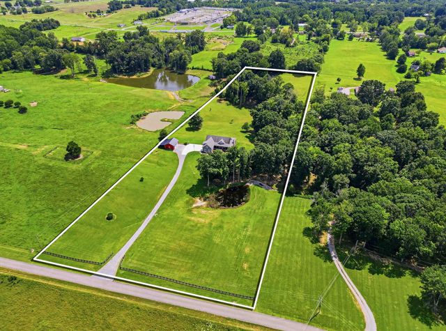 6576 Ed Williams Rd, Greenbrier, TN 37073