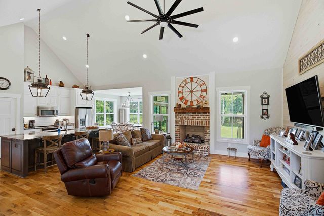 6576 Ed Williams Rd, Greenbrier, TN 37073