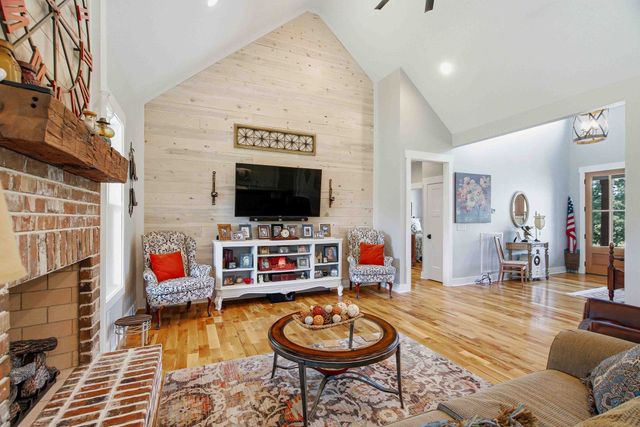 6576 Ed Williams Rd, Greenbrier, TN 37073