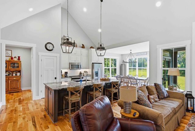 6576 Ed Williams Rd, Greenbrier, TN 37073