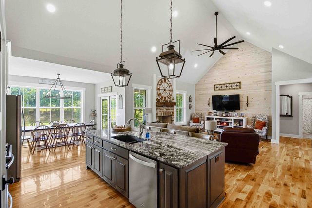 6576 Ed Williams Rd, Greenbrier, TN 37073