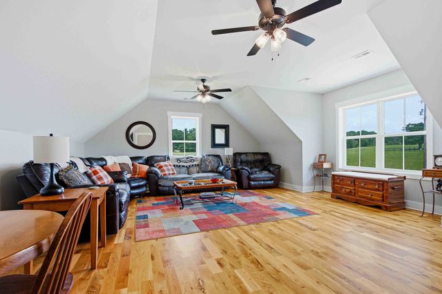 6576 Ed Williams Rd, Greenbrier, TN 37073