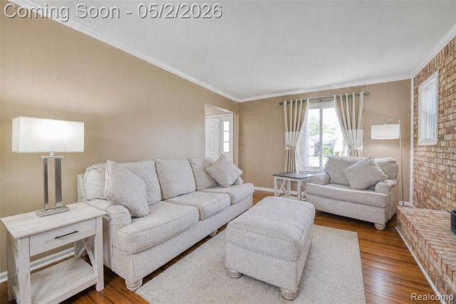 14853 Jacobs Drive, Warren, MI 48088