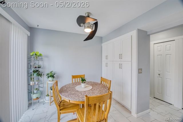 14853 Jacobs Drive, Warren, MI 48088