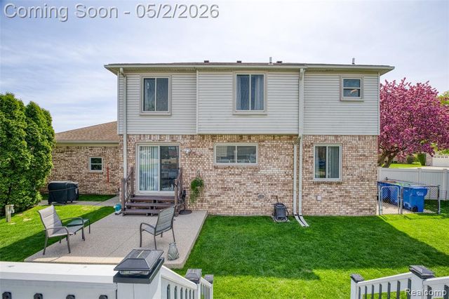 14853 Jacobs Drive, Warren, MI 48088