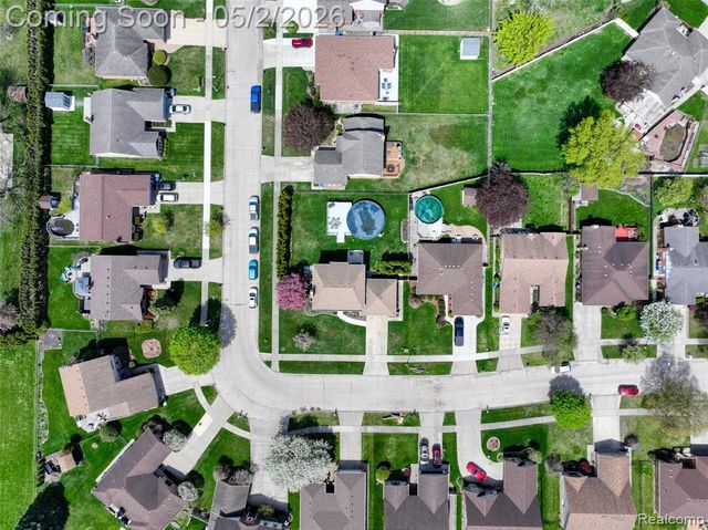 14853 Jacobs Drive, Warren, MI 48088