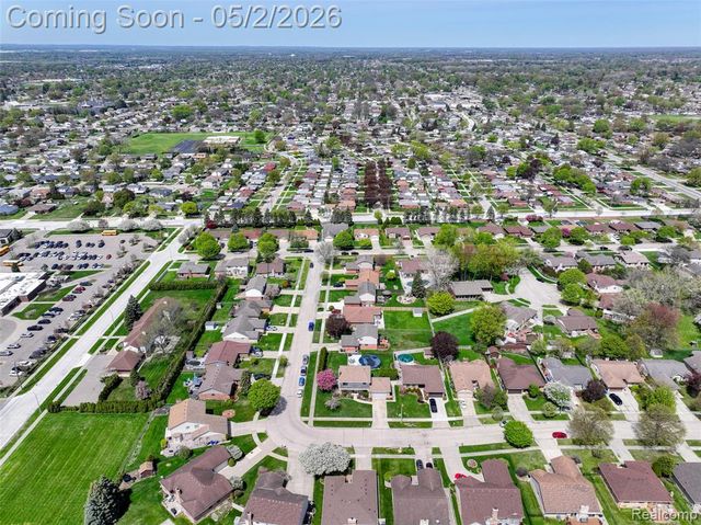 14853 Jacobs Drive, Warren, MI 48088
