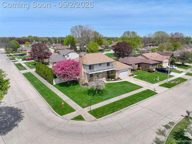 14853 Jacobs Drive, Warren, MI 48088