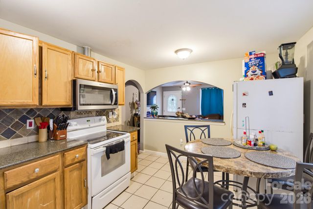 4113 S Tryon Street, Charlotte, NC 28217