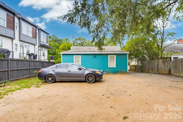 4113 S Tryon Street, Charlotte, NC 28217
