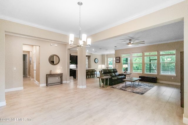 352 ARELLA Way, St. Johns, FL 32259