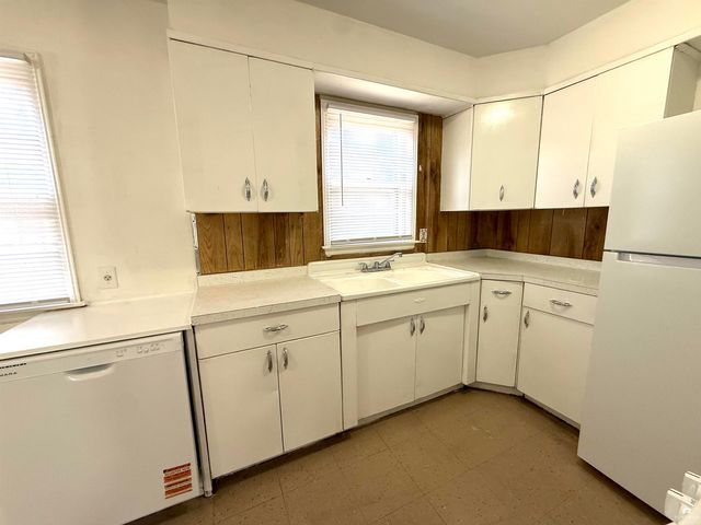 1507 Campus Road, Manhattan, KS 66502