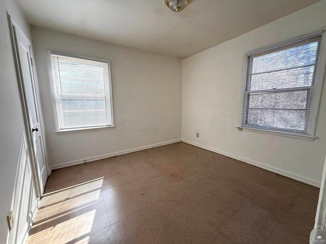 1507 Campus Road, Manhattan, KS 66502