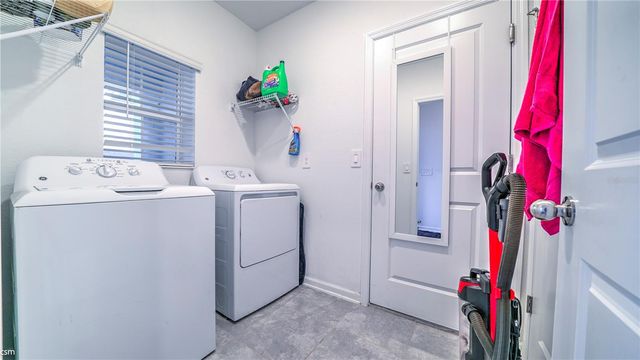 1760 WHITE WATER COURT, Davenport, FL 33837