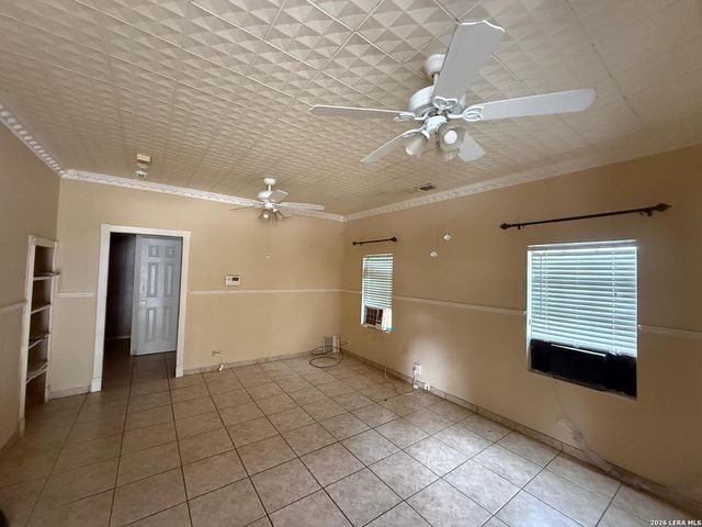 122 Tipton, San Antonio, TX 78204