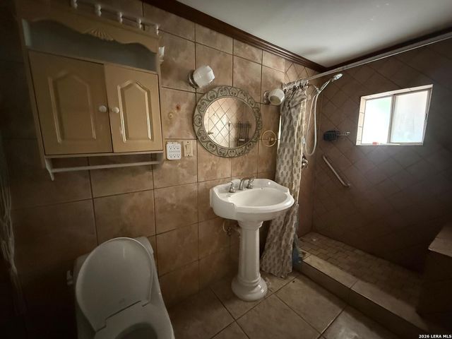 122 Tipton, San Antonio, TX 78204