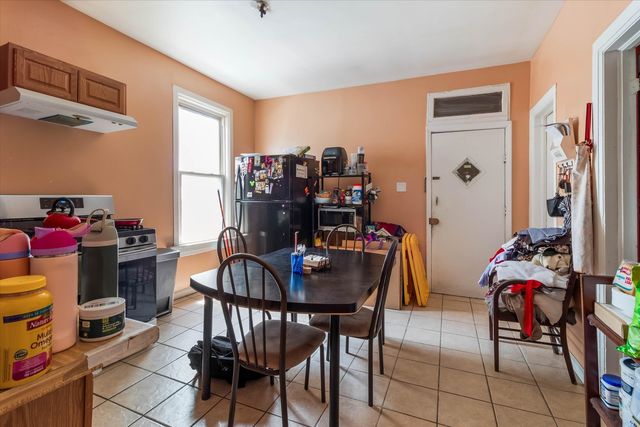 1922 N Central Park Avenue, Chicago, IL 60647