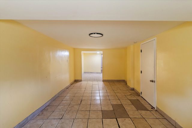 1922 N Central Park Avenue, Chicago, IL 60647