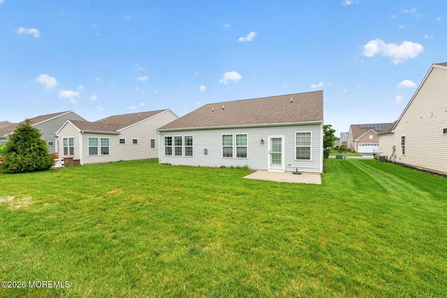 88 Aberdeen Lane, Manchester, NJ 08759