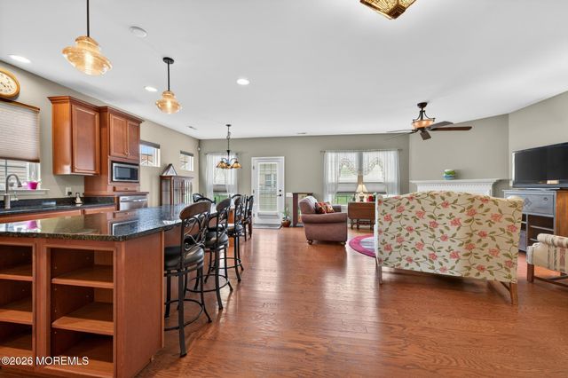 88 Aberdeen Lane, Manchester, NJ 08759
