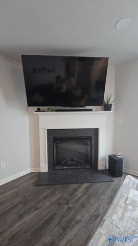 1114 Fountainview Drive SW, Hartselle, AL 35640