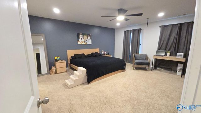 1114 Fountainview Drive SW, Hartselle, AL 35640