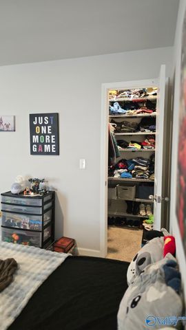 1114 Fountainview Drive SW, Hartselle, AL 35640