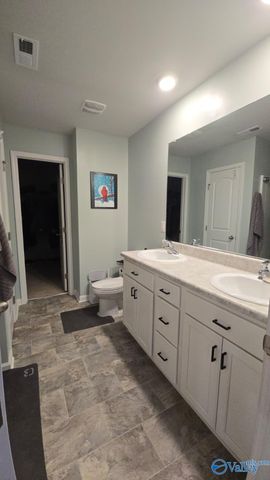 1114 Fountainview Drive SW, Hartselle, AL 35640