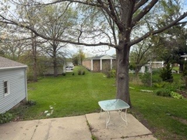 3883 Council Street NE, Cedar Rapids, IA 52402