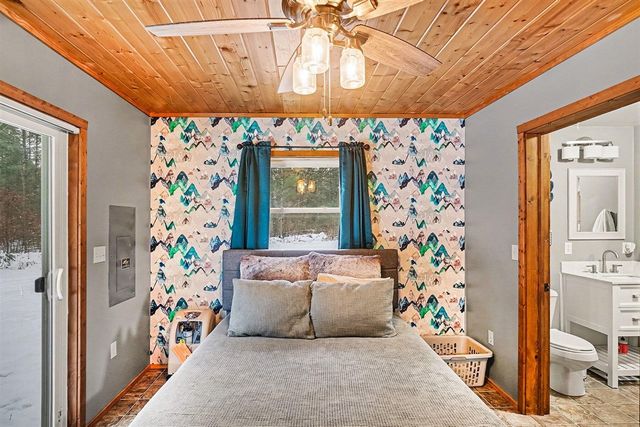 3921 S Laurel Drive, White Cloud, MI 49349